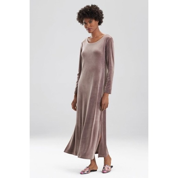 Natori Dresses & Skirts - Natori Natalie Velvet Lounger‎ Medium $170 Long Sleeve Maxi Dress Gown Taupe